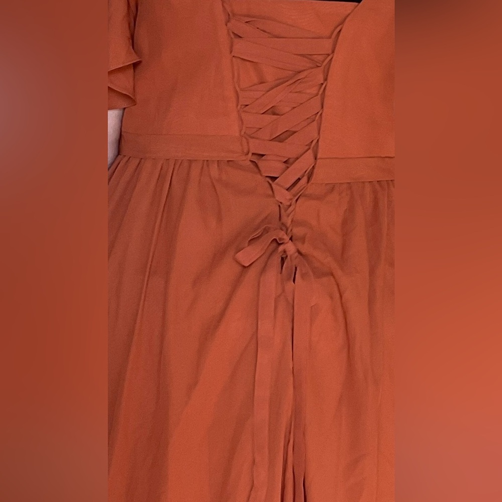 Elegant Burnt Orange Off-Shoulder Chiffon Dress with Pleating in Bust. Size 18 - Picture 2 of 9